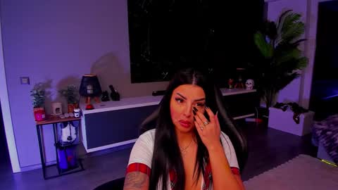 Anne online show from March 14, 7:37 pm