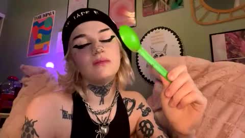 ang3lmorgu3 online show from December 22, 7:17 pm