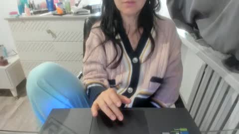 angel_lee__ online show from January 5, 3:43 am