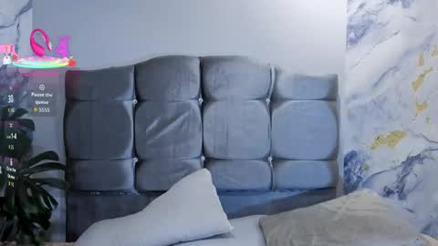 angel_medussa online show from May 18, 7:42 pm