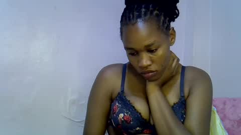 angel_mia5 online show from July 28, 3:54 pm