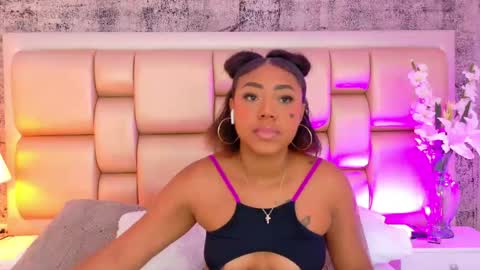 Angela Roberts online show from March 17, 8:46 pm