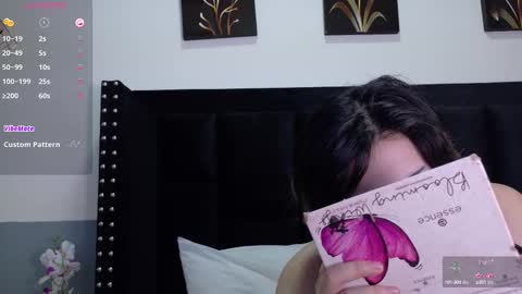 Snapshot of angelarumiee chatting on September 27, 3:25 am Angela online show from September 27, 3:25 am