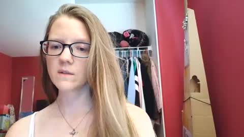AngelicAngel online show from August 1, 9:06 pm