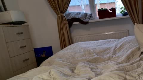 angelicfenix online show from April 13, 3:46 pm