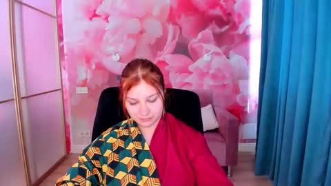 AngelinaLow online show from March 24, 12:43 pm