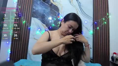 angeline online show from December 22, 9:34 am