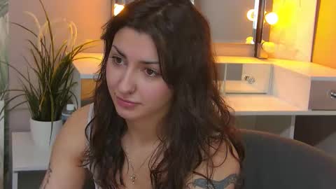 angellacox online show from February 25, 6:34 am