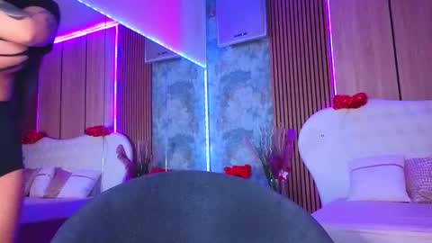 angellys online show from February 23, 9:31 am