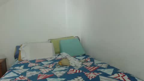 Snapshot of angelsexylatina chatting on October 11, 6:32 pm rebeca online show from October 11, 6:32 pm