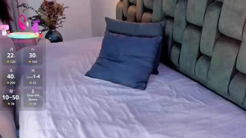 ANGIE online show from October 25, 5:09 pm