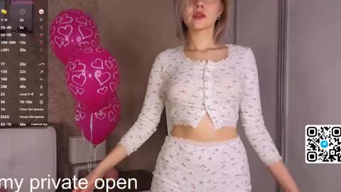 Alice online show from November 21, 2:08 pm