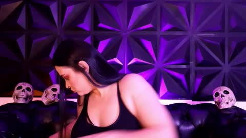 Snapshot of anikaromanoff chatting on October 21, 4:16 am Lauren Anika online show from October 21, 4:16 am