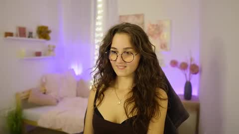 Anita Grey online show from October 26, 11:00 pm