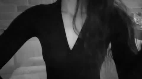 Anje online show from March 13, 8:10 pm