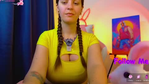 Ann online show from April 3, 1:42 pm