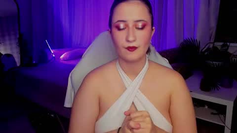 annalluring online show from September 19, 8:30 pm