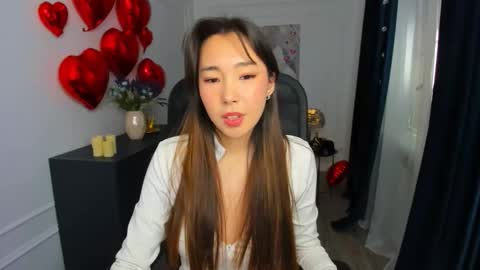 Anna online show from February 9, 11:12 am