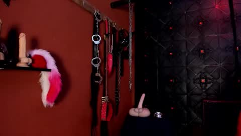  Annavi  online show from December 3, 7:49 pm