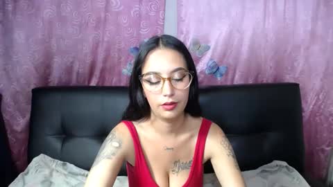Snapshot of anne_jm chatting on January 21, 11:34 pm Anne online show from January 21, 11:34 pm