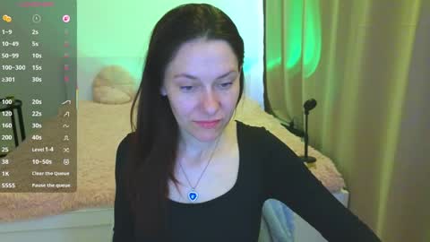 Annemorie online show from April 8, 7:21 am