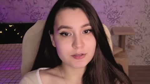 Annie online show from June 3, 2:01 am