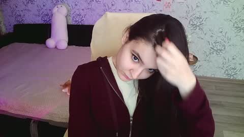 Annie online show from January 25, 1:43 am