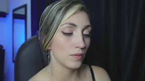 Anny online show from April 20, 11:57 am