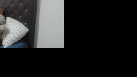 annychat28 online show from February 8, 5:27 pm