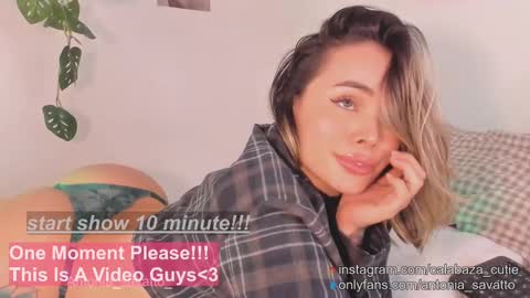 Snapshot of antonia_savatto_ chatting on February 17, 6:39 pm o ANTO online show from February 17, 6:39 pm