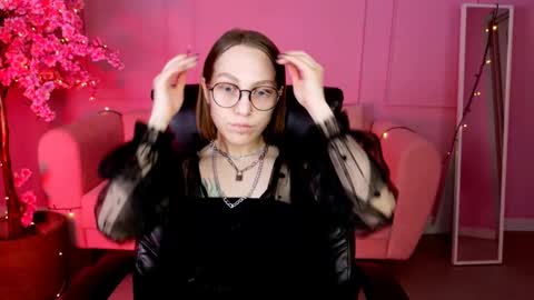 APHEX QUEEN online show from January 27, 9:13 am