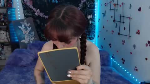 Snapshot of april_l6 chatting on February 27, 11:52 am april_l6 online show from February 27, 11:52 am