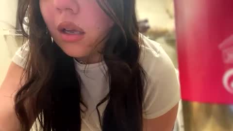 Snapshot of aprilanna chatting on March 3, 12:12 am AnnaApril420 online show from March 3, 12:12 am