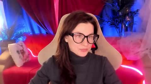 aprill_o_nill online show from February 28, 11:53 am