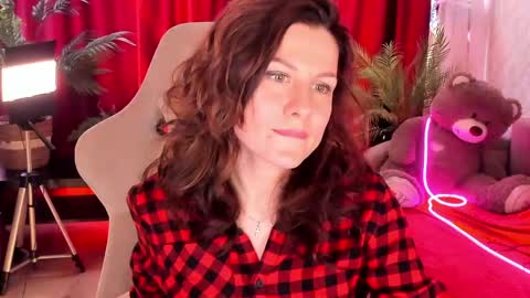 aprill_o_nill online show from April 16, 10:59 am