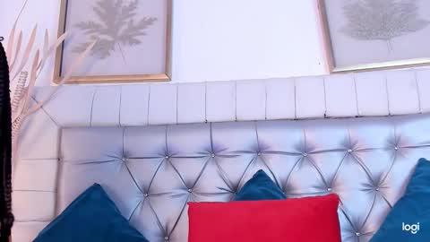 Snapshot of aprillebony chatting on December 10, 7:43 pm APRIL online show from December 10, 7:43 pm