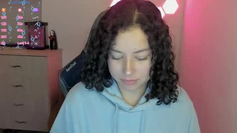 aqua emilly online show from February 11, 2:14 am