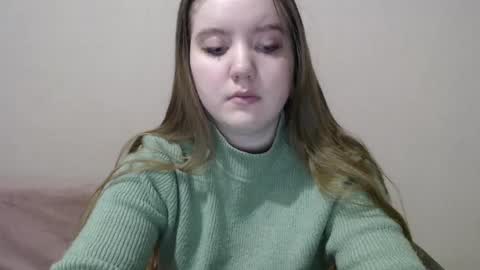 Josefin online show from December 15, 9:20 pm