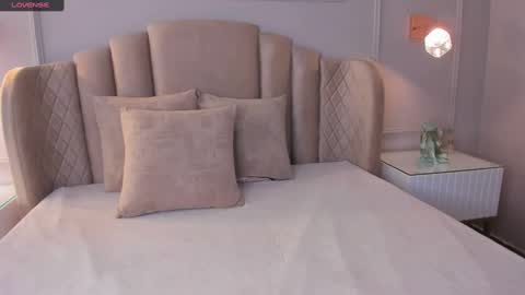 Aria  online show from January 12, 3:17 am