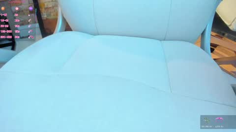 aria online show from April 25, 1:41 pm