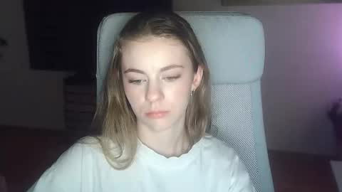 AriaCreazy online show from April 12, 8:22 pm