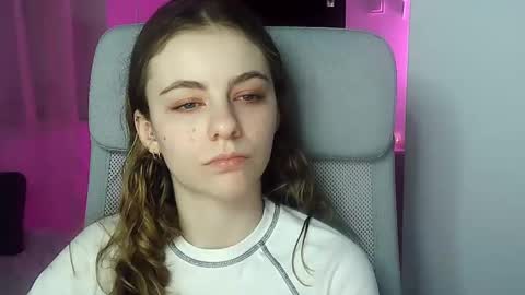 AriaCreazy online show from January 30, 9:25 pm