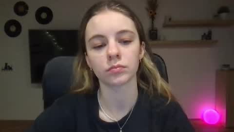 AriaCreazy online show from March 3, 9:12 pm