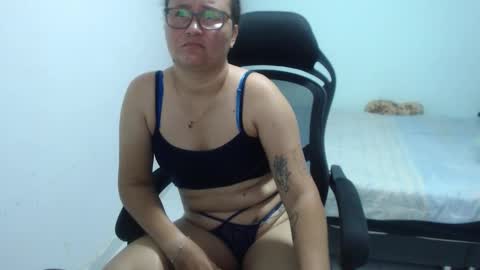 ...Ariana... online show from September 9, 5:46 pm