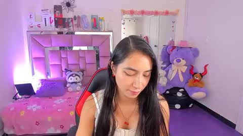 ariadnacappelletty online show from April 11, 4:43 pm