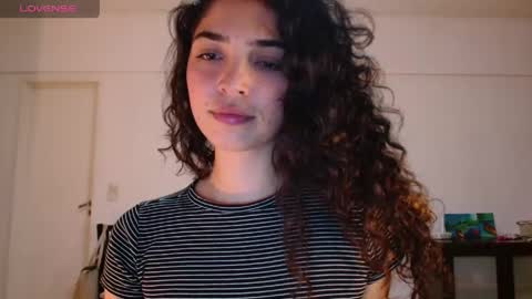 ariagal online show from April 15, 7:25 pm