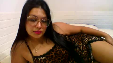 arialeah online show from June 10, 2:55 am