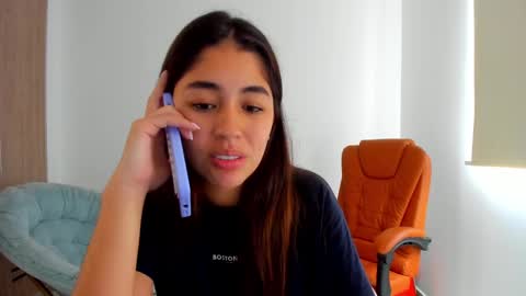 Aria Montgomery online show from March 7, 7:05 pm