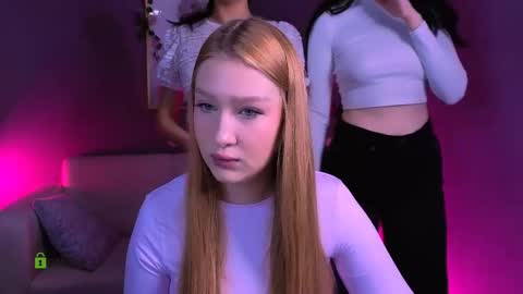 ariana_ross7 online show from December 3, 8:11 pm