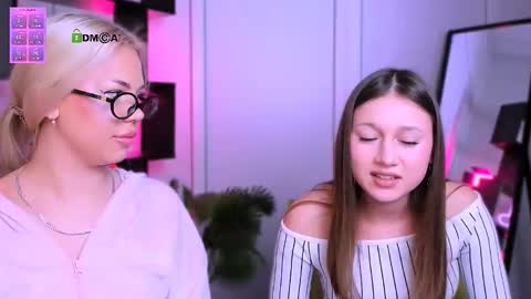 arianaa_cat online show from February 4, 12:41 pm